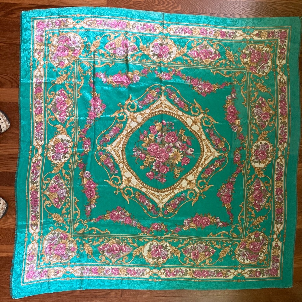 Shimmery brocade scarf